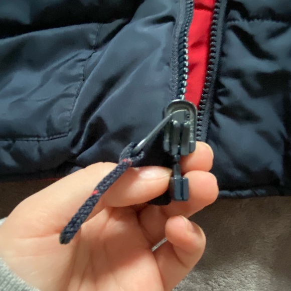 Tommy Hilfiger reversible vest - Picture 4 of 10